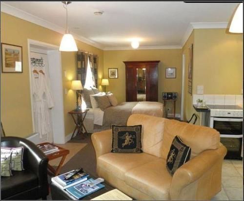 Ivy On Glenelg Bed & Breakfast Campbell Town Exterior photo