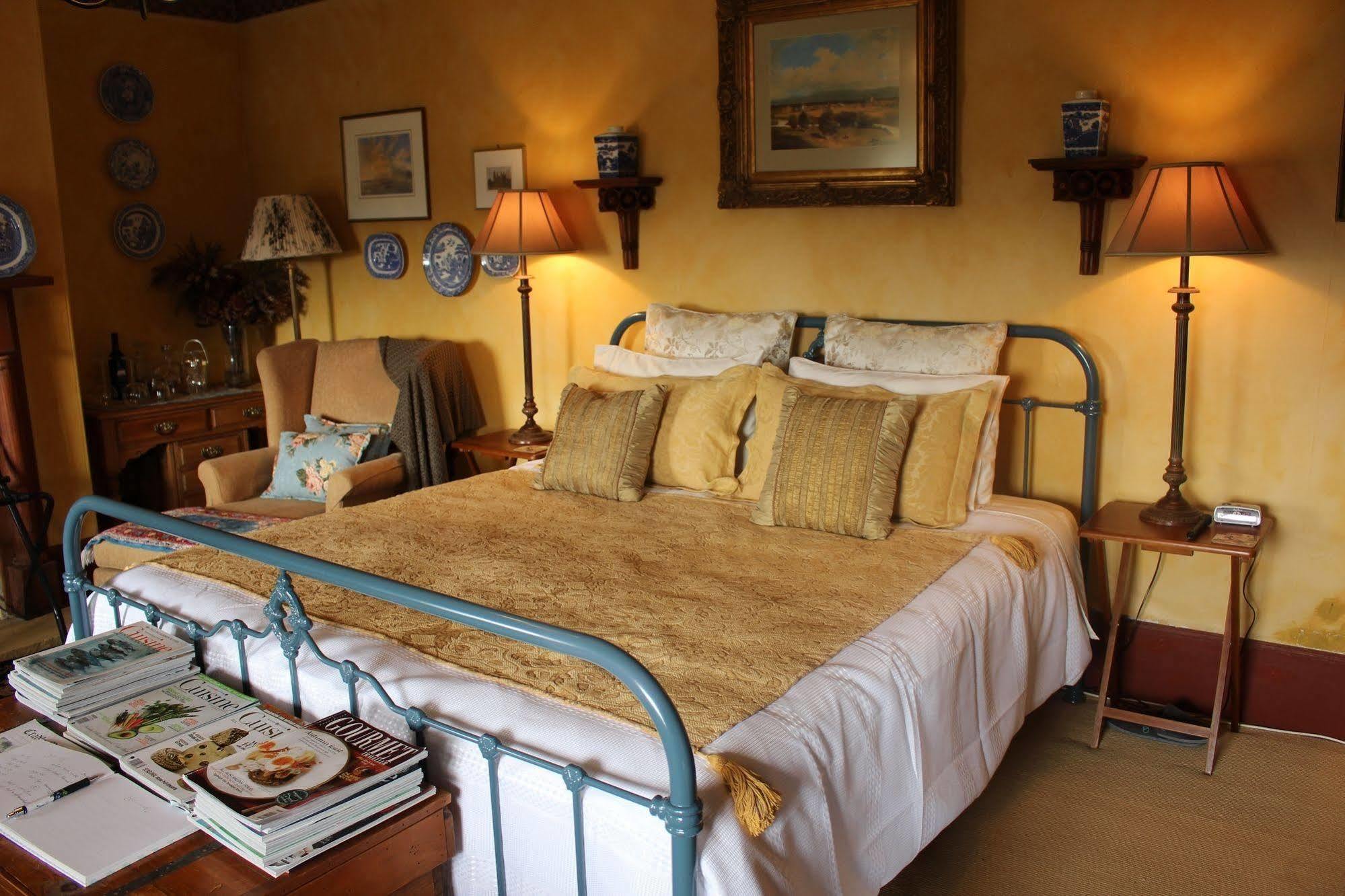 Ivy On Glenelg Bed & Breakfast Campbell Town Exterior photo